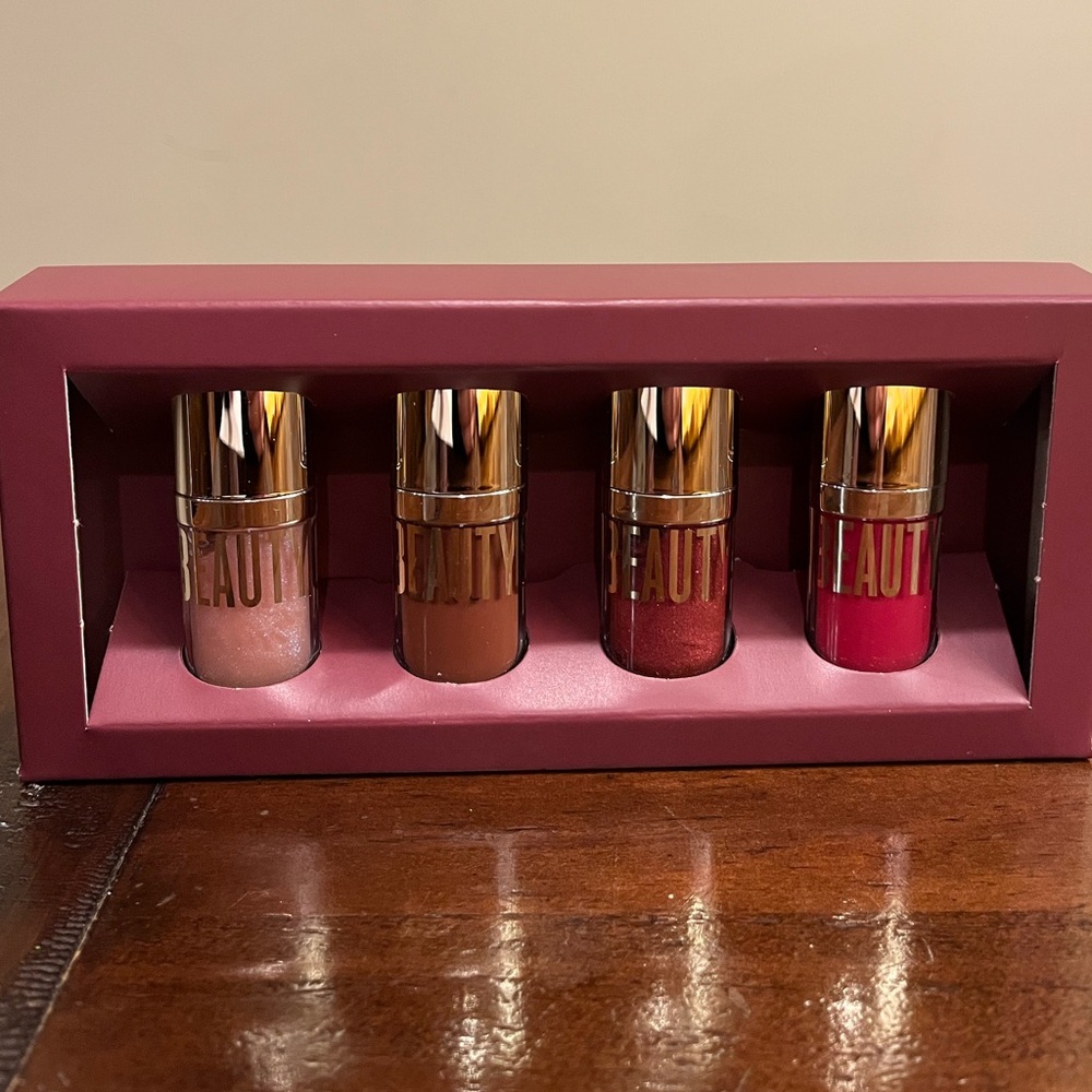 Beautycounter Beyond Gloss Mini Vault, NIB - Picture 3 of 5